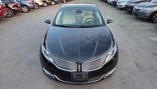 2016 Lincoln MKZ Base