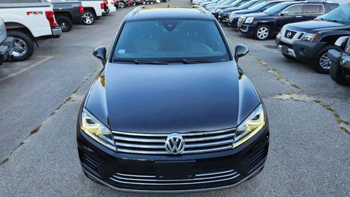 2017 Volkswagen Touareg V6 Wolfsburg Edition