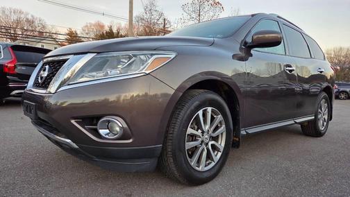 2015 Nissan Pathfinder SV