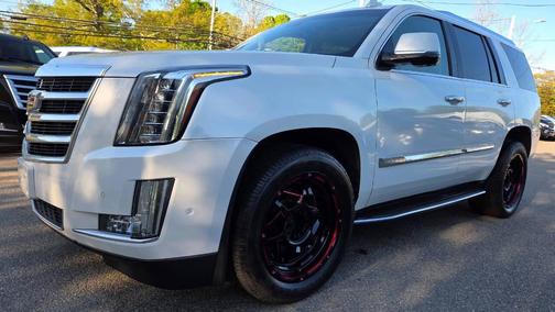 Crystal White Tricoat 2017 Cadillac Escalade Luxury