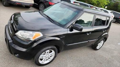 2011 Kia Soul +