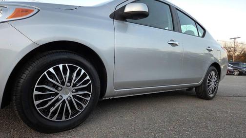 2013 Nissan Versa 1.6 S