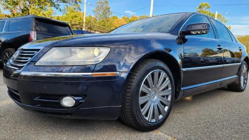 2005 Volkswagen Phaeton V8