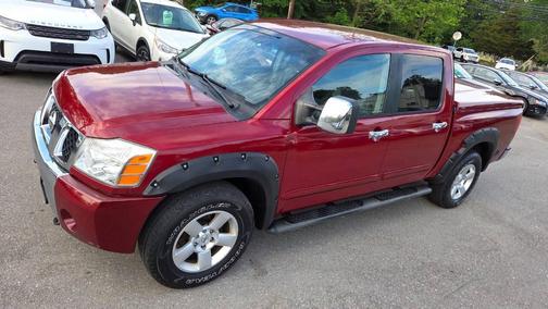 Burgundy 2004 Nissan Titan SE Crew Cab