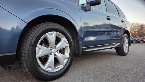 2014 Subaru Forester 2.5i Touring