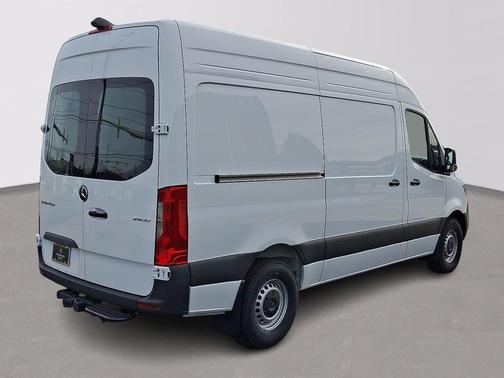 2025 Mercedes-Benz Sprinter 2500 Standard Roof