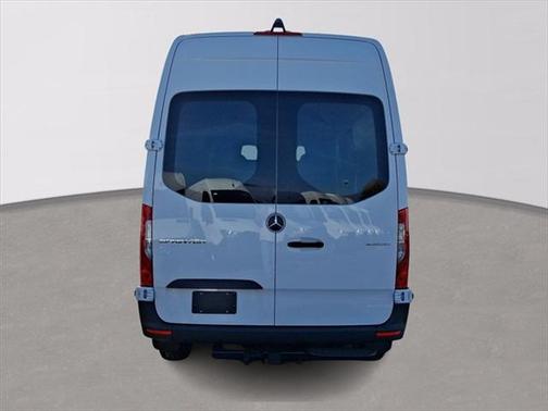 2025 Mercedes-Benz Sprinter 2500 Standard Roof