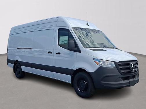 Arctic White - 9147 2026 Mercedes-Benz Sprinter 2500 Cargo 170 WB