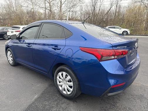 Admiral Blue 2021 Hyundai Accent SE