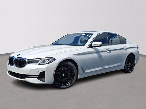 Mineral White Metallic 2022 BMW 530 i xDrive