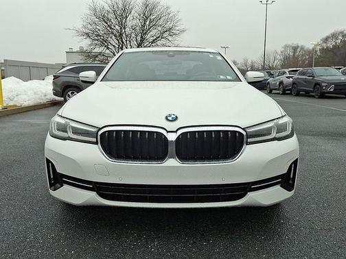 Mineral White Metallic 2022 BMW 530 i xDrive