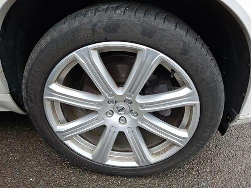 2019 Volvo XC90 T6 Inscription