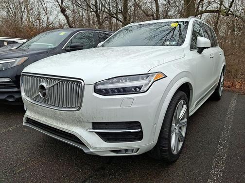2019 Volvo XC90 T6 Inscription