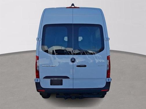 2025 Mercedes-Benz Sprinter 2500 Standard Roof