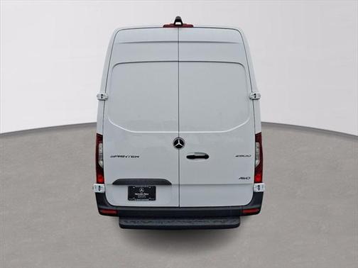 2025 Mercedes-Benz Sprinter 2500 High Roof