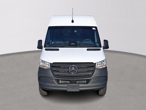 2026 Mercedes-Benz Sprinter 2500 Cargo 144 WB