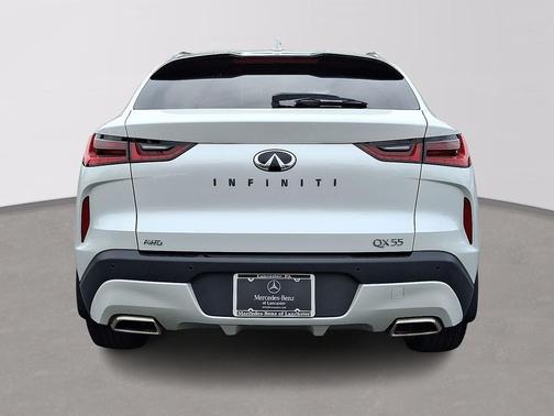 Radiant White 2024 INFINITI QX55 LUXE