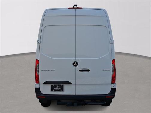 2025 Mercedes-Benz Sprinter 2500 Standard Roof