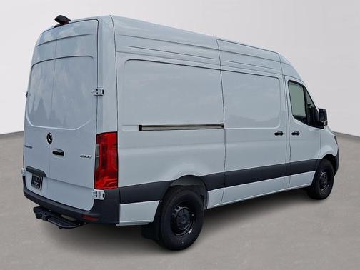 Arctic White 2025 Mercedes-Benz Sprinter 2500 Standard Roof