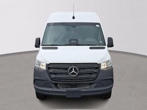 2025 Mercedes-Benz Sprinter 2500 Standard Roof