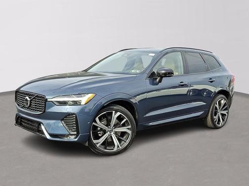 2025 Volvo XC60 B5 Ultra