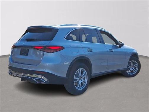 2025 Mercedes-Benz GLC 300 4MATIC