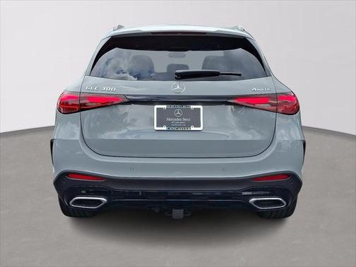 2025 Mercedes-Benz GLC 300 4MATIC
