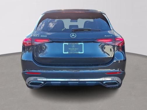 2026 Mercedes-Benz GLC 300 4MATIC