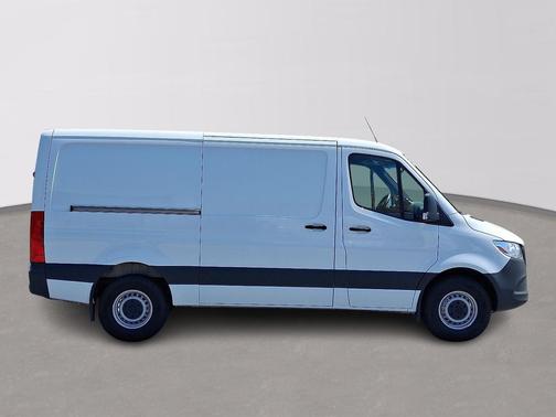 2021 Mercedes-Benz Sprinter 2500 Standard Roof