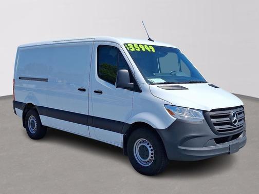 2021 Mercedes-Benz Sprinter 2500 Standard Roof
