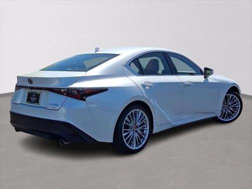 2022 Lexus IS 300 Base