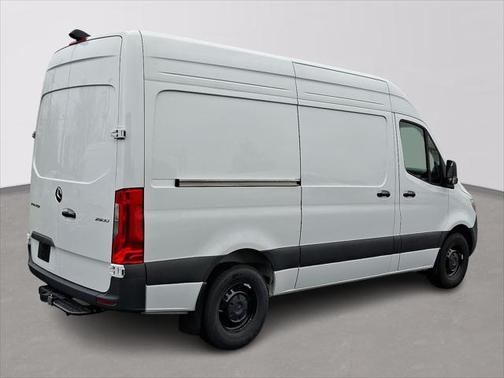 2025 Mercedes-Benz Sprinter 2500 Standard Roof