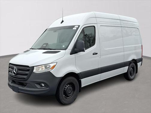 2025 Mercedes-Benz Sprinter 2500 Standard Roof