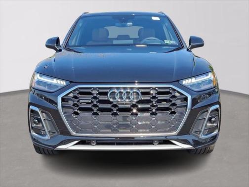 2023 Audi Q5 45 S line Prestige