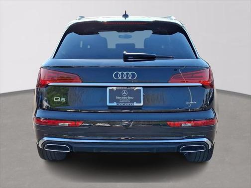 2023 Audi Q5 45 S line Prestige