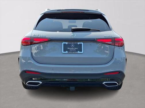 2025 Mercedes-Benz GLC 300 4MATIC