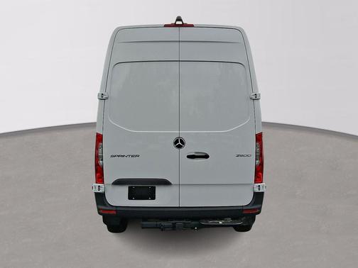 2025 Mercedes-Benz Sprinter 2500 Standard Roof