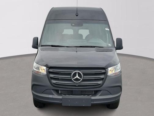 2024 Mercedes-Benz Sprinter 2500 Standard Roof
