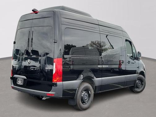 2024 Mercedes-Benz Sprinter 2500 Standard Roof