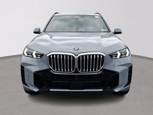 Brooklyn Grey Metallic 2024 BMW X5 xDrive40i