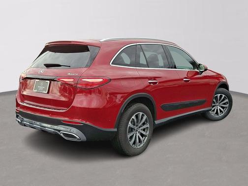 2025 Mercedes-Benz GLC 300 4MATIC