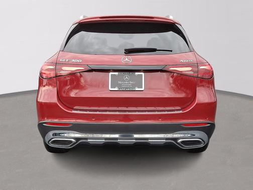 2025 Mercedes-Benz GLC 300 4MATIC