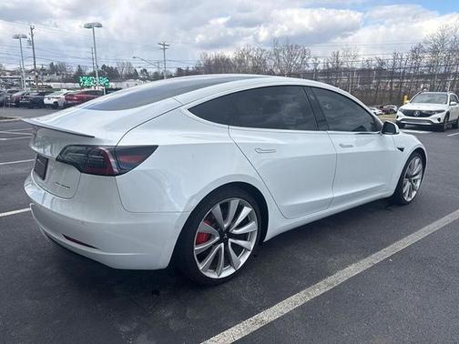 2019 Tesla Model 3 Performance