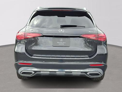 Graphite Grey Metallic - 831 2026 Mercedes-Benz GLC 300 4MATIC
