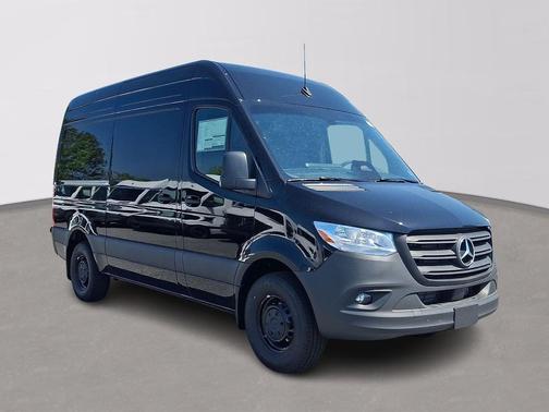 Obsidian Black Metallic - 9197 2026 Mercedes-Benz Sprinter 2500 Cargo 144 WB