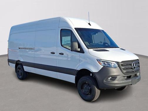 2026 Mercedes-Benz Sprinter 2500 Cargo 170 WB