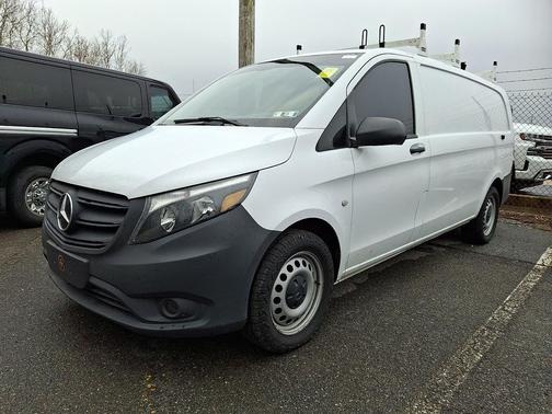 2023 Mercedes-Benz Metris Base