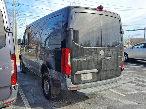 2020 Mercedes-Benz Sprinter 2500 Cargo 144 WB