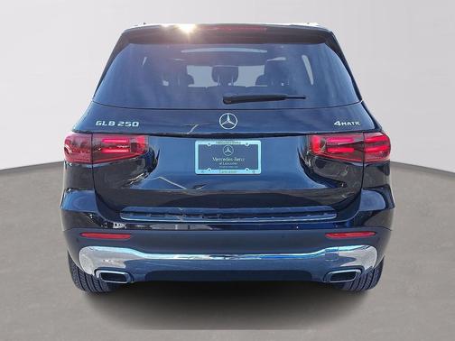 2026 Mercedes-Benz GLB 250 4MATIC