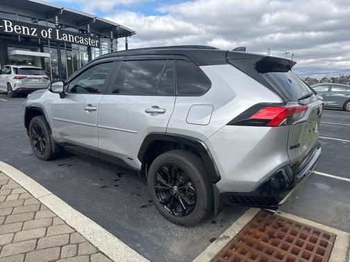 2024 Toyota RAV4 Hybrid SE